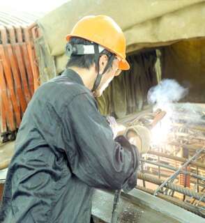 焊工、初级
